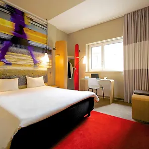 Ibis Centro Otel